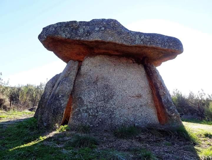 La Cabana Romantica De Llano Valencia de Alcántara المظهر الخارجي الصورة